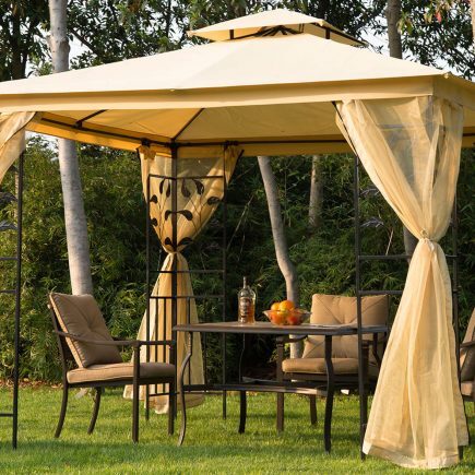 Entertaining in Style: Elevate your Patio this Spring