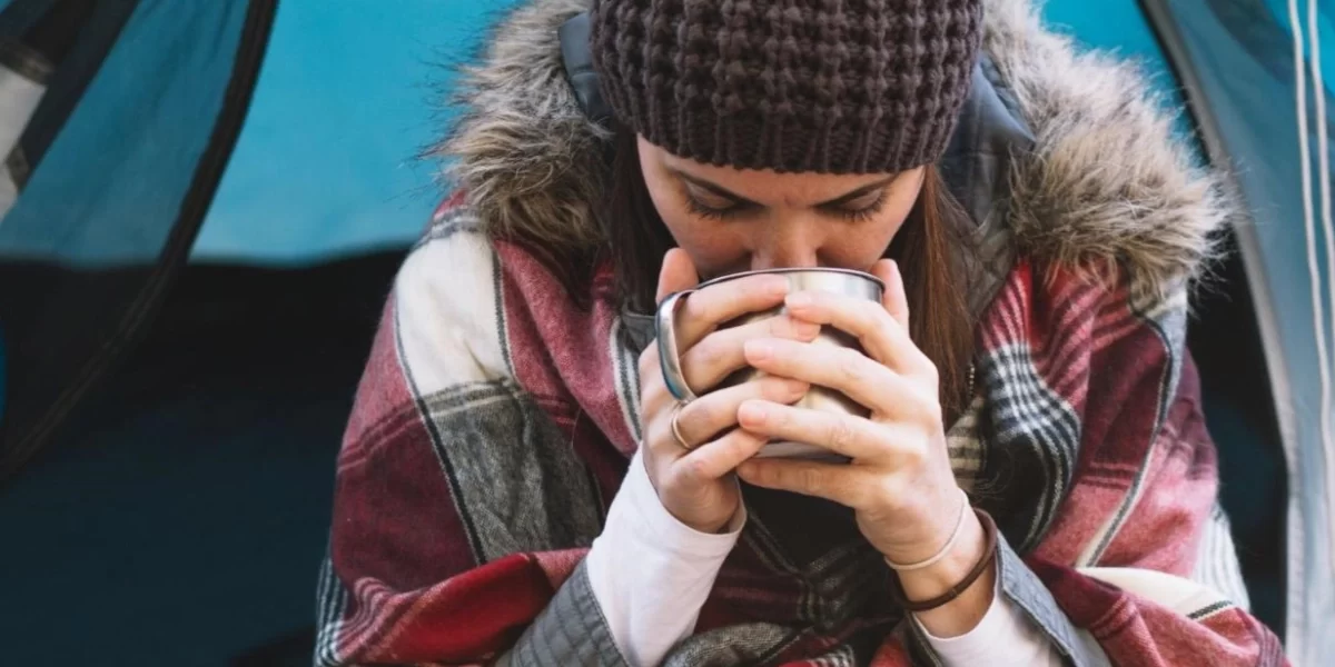 How to stay warm in a tent