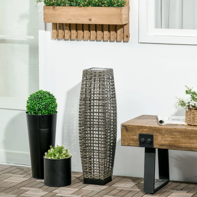 Eco-friendly solar floor lamps for outdoor decor and pathway lighting solutions.